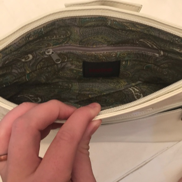 HOBO✈️ cream leather clutch - Picture 6 of 7